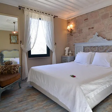 Fikretbey Konagi Ayvalı