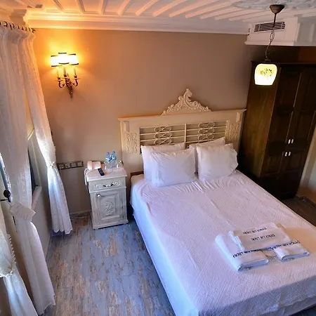 Fikretbey Konagi Ayvalı