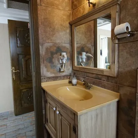 Fikretbey Konagi Ayvalı