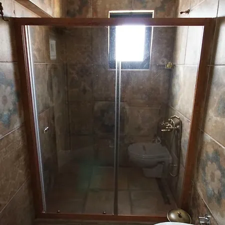 Fikretbey Konagi 5* Ayvalı